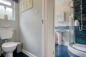 Separate WC/Bathroom- click for photo gallery